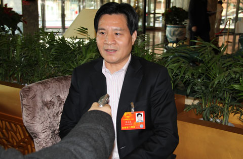 全国人大代表陈义龙：实施节能减排，方可持续发展