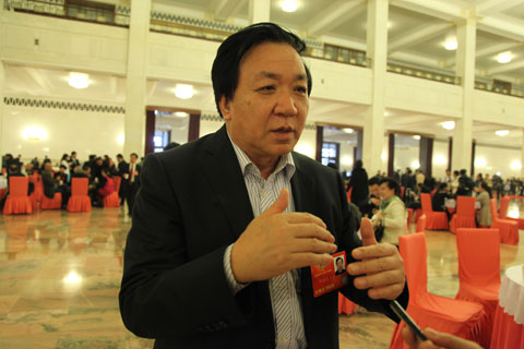 全国政协委员何香久：关注文化民生 让农民真正享受“文化红利”