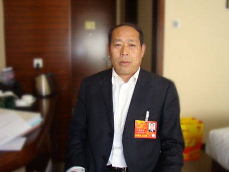 做好汉江流域的综合治理，让老百姓安居乐业