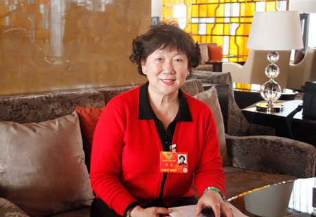 全国政协委员侯露：振兴文化   创新是第一推动力