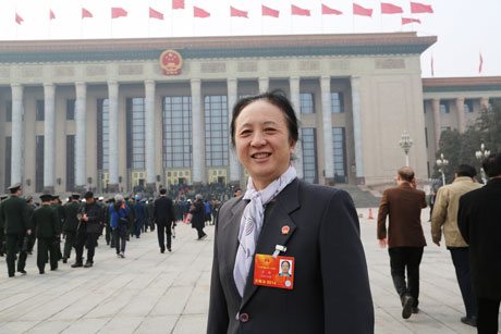 人大代表方新：实施人才强国战略 推进人才队伍建设