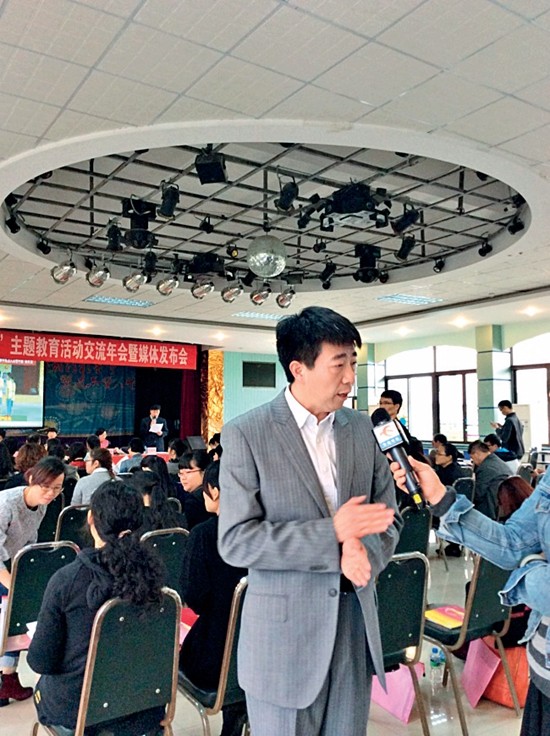 北研大自然教育科技研究院创始人朱宝义接受媒体采访.jpg