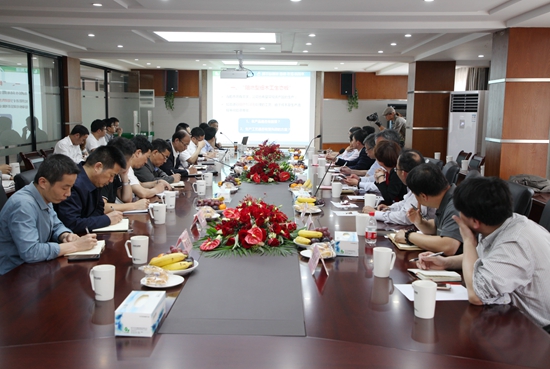 研讨会447_副本.jpg 研讨会447_副本.jpg