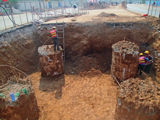 1.桥梁混凝土灌注桩通病图1.jpg 1.桥梁混凝土灌注桩通病图1.jpg