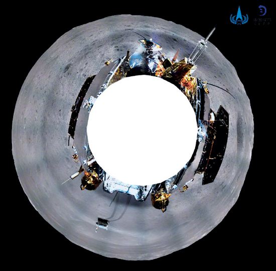 光电所研制的嫦娥四号地形地貌相机环拍全景图（圆柱投影).jpg