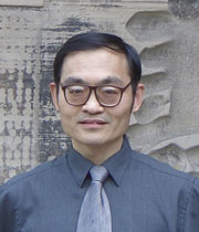 梁教授