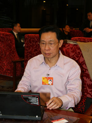 全国人大代表、中国工程院院士钟南山