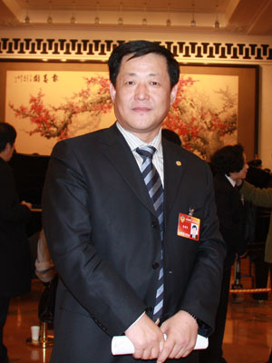 全国政协委员、中国工业表面活性剂著名专家、辽宁奥克化学股份有限公司董事长朱建民