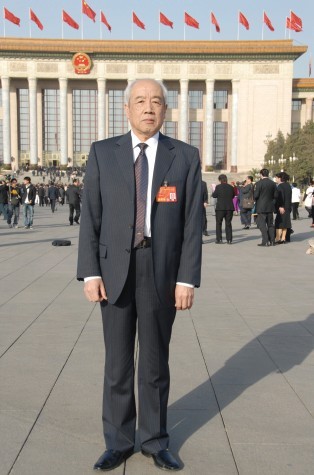 张忠正董事长在人民大会堂