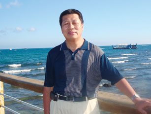 黑龙江省科学技术厅发展计划处 李建峰