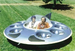 飞碟车可坐两人