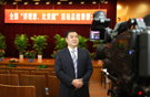 现场采访先进集体代表天津港（集团）有限公司科协副主任吴凤明