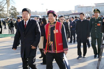 参加会议的少数民族代表