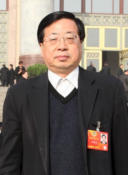 郝振省委员：从严治理互联网色情低俗现象 净化互联网环境迫在眉睫