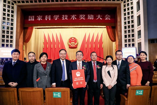 荣获2017年度国家科技进步二等奖.jpg