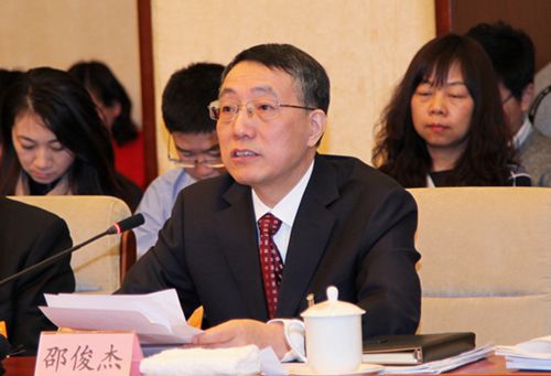 神华宁夏煤业集团有限责任公司董事长发言.JPG